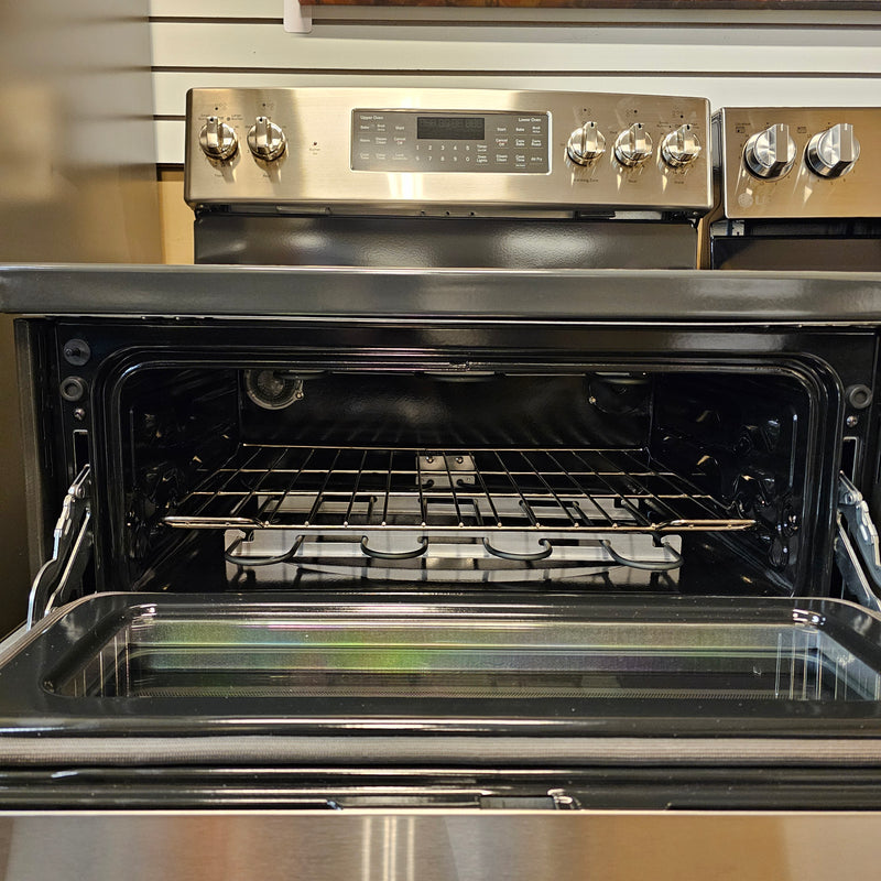 GE 30" Double Oven Convection Range