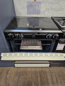 Samsung BESPOKE 30" 6.3 cu ft. Range in White Glass