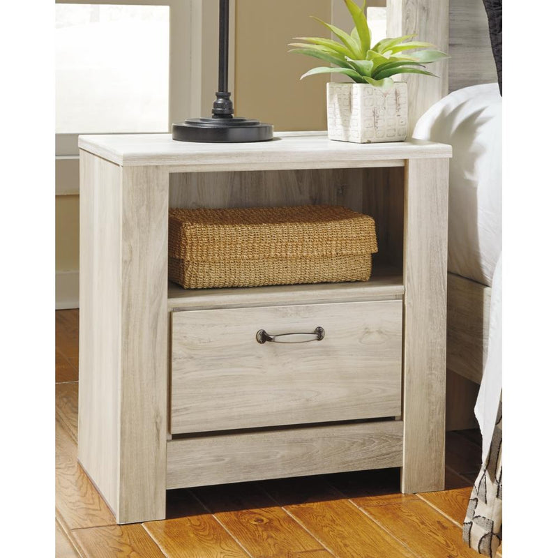  Signature Design by Ashley Bellaby B331B21 8 pc Queen Panel Bedroom Set IMAGE 15