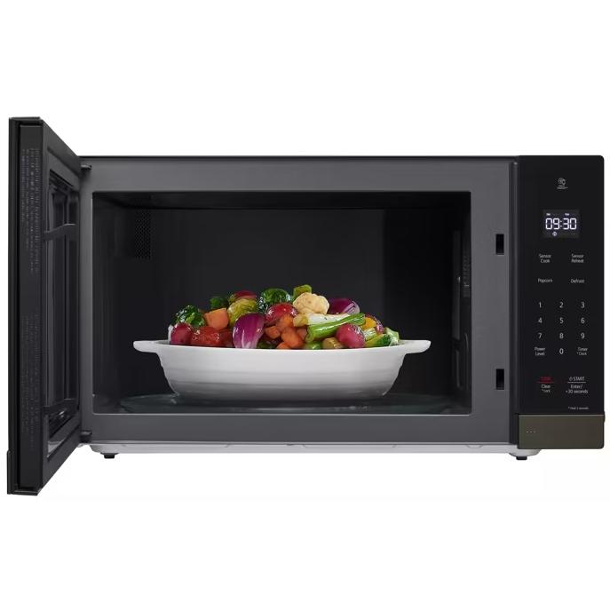 LG 2.0 cu. ft. NeoChef™ Countertop Microwave with Smart Inverter MSER2090D IMAGE 3