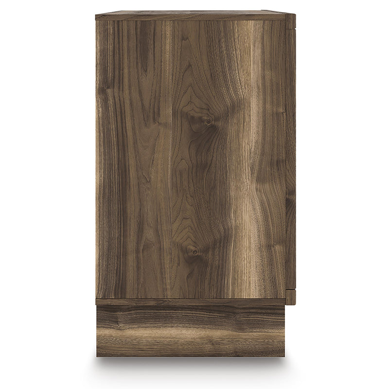 Signature Design by Ashley Chirason PCB3367-231 Six Drawer Dresser IMAGE 4