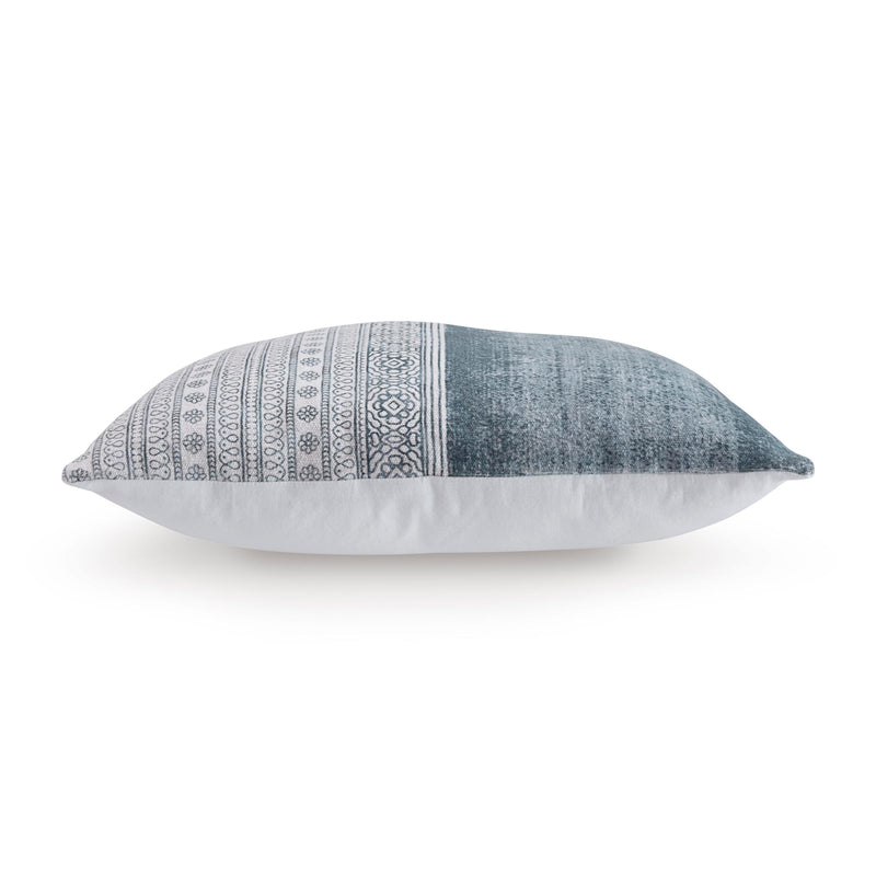  Signature Design by Ashley Harperville A1001127 Pillow IMAGE 3