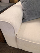 2212 SOFA & LOVESEAT SET